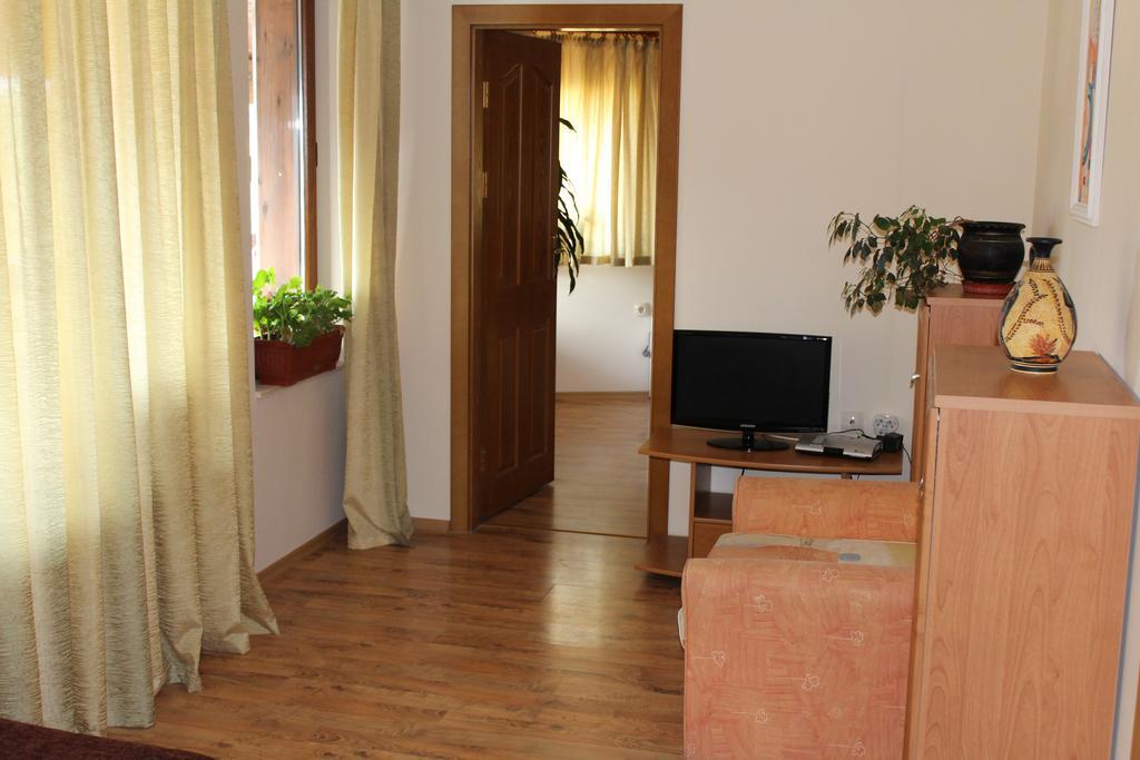 Guest House Brezata - Betula Glavatartsi Extérieur photo